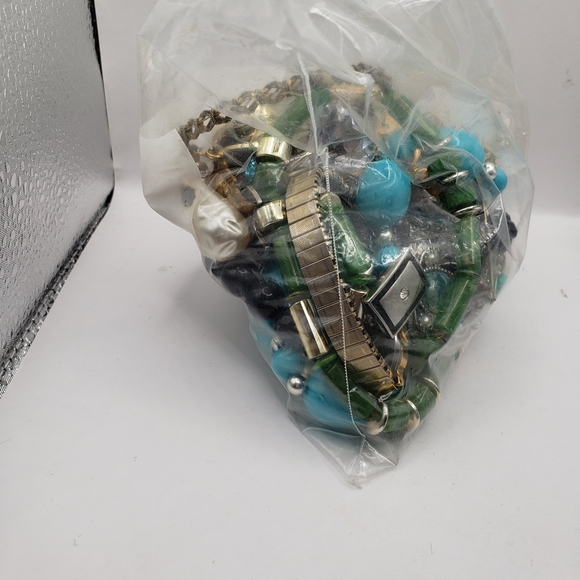 Vibrant Bandana Broken Jewelry Craft Bundle - Picture 7 of 16